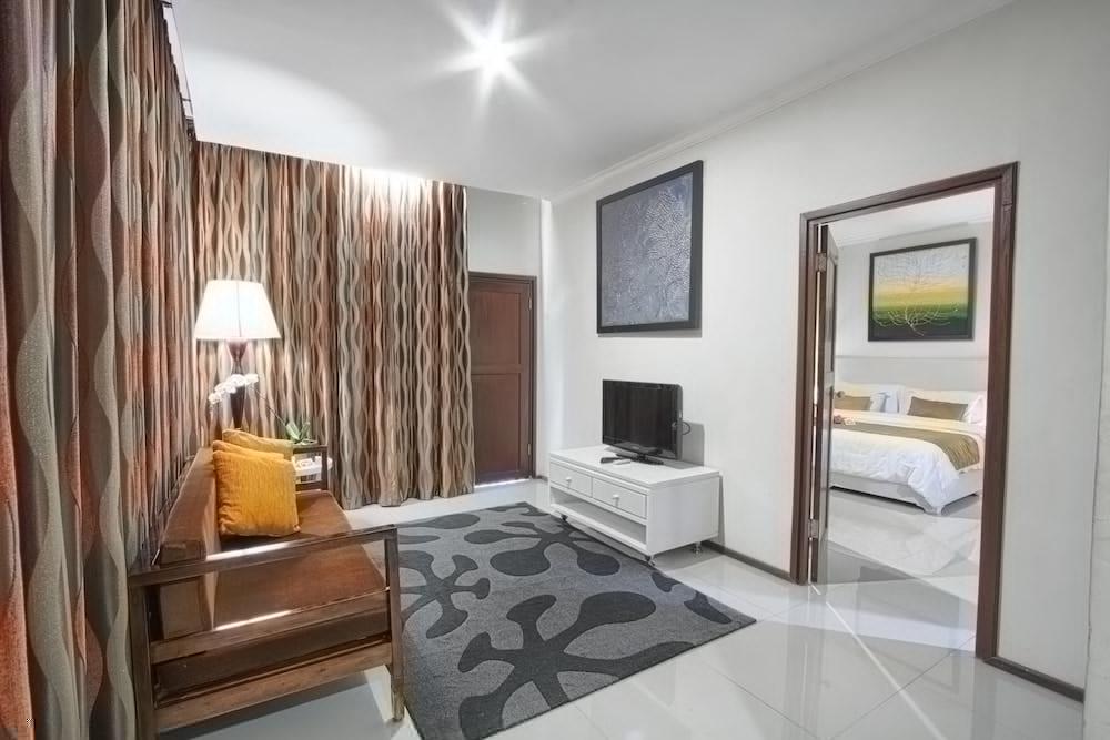 Hotel Montana Dua Маланг Екстер'єр фото