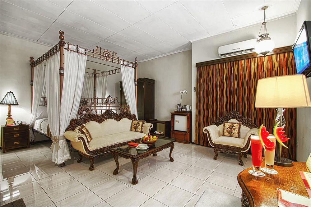 Hotel Montana Dua Маланг Екстер'єр фото